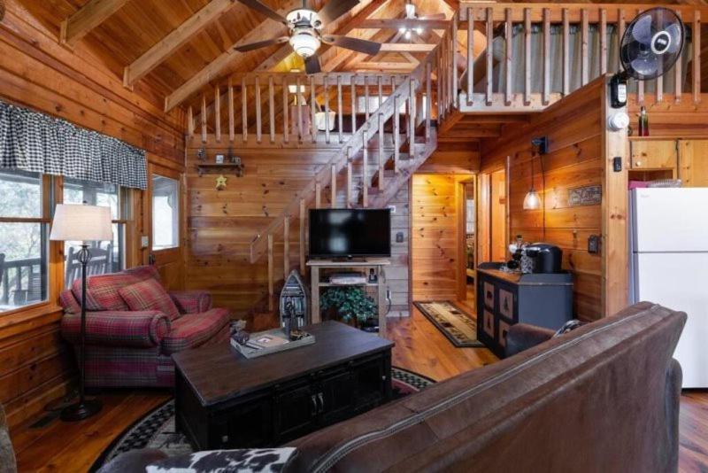 Mountain Time Cabin, Hot Tub, Fire Pit, Fireplace Villa Blue Ridge Ngoại thất bức ảnh