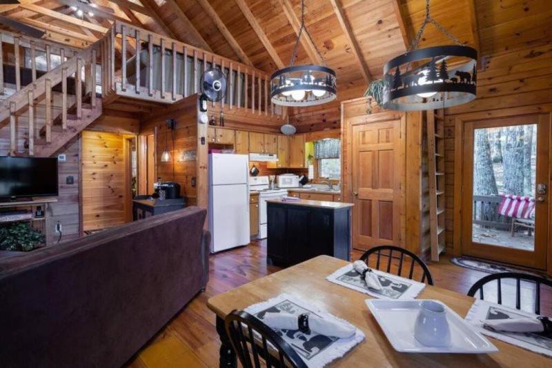 Mountain Time Cabin, Hot Tub, Fire Pit, Fireplace Villa Blue Ridge Ngoại thất bức ảnh