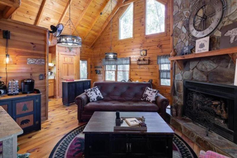 Mountain Time Cabin, Hot Tub, Fire Pit, Fireplace Villa Blue Ridge Ngoại thất bức ảnh