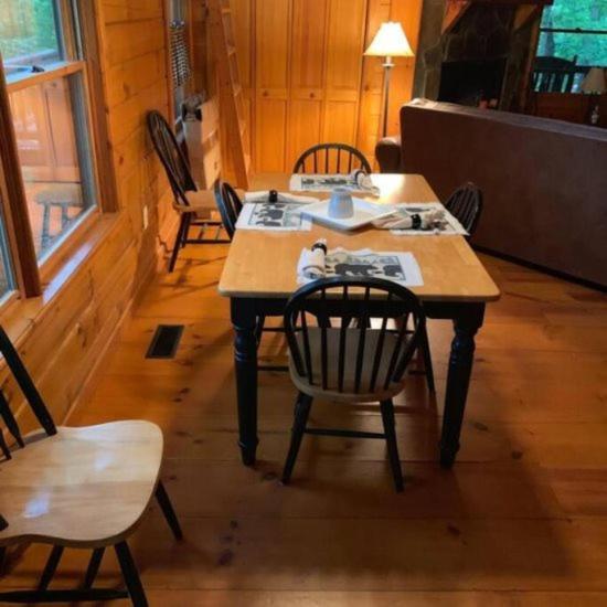 Mountain Time Cabin, Hot Tub, Fire Pit, Fireplace Villa Blue Ridge Ngoại thất bức ảnh